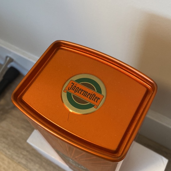 Jäegermeister display container - Picture 4 of 5